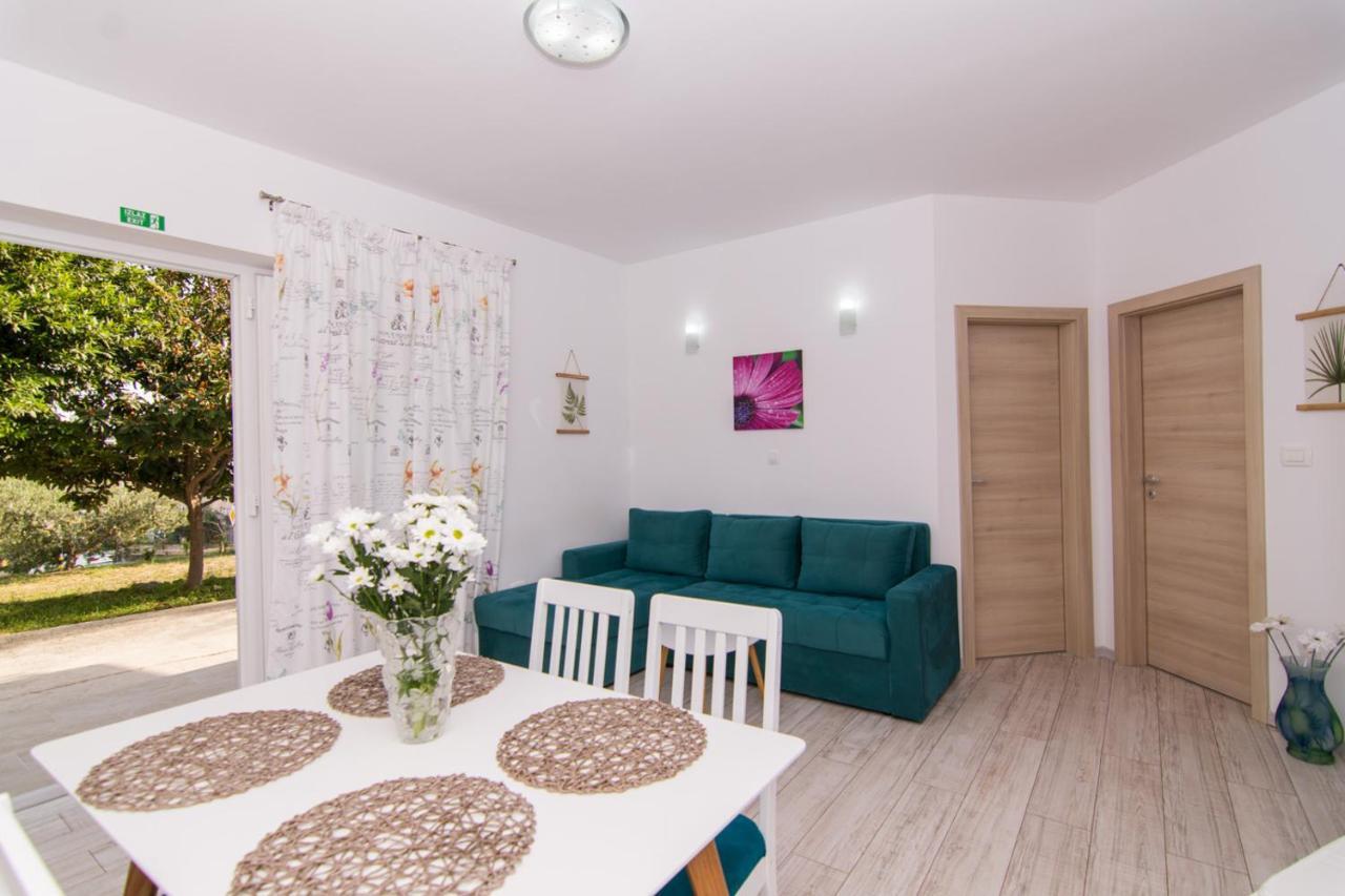 Апартаменты Apartman Sun Солин Экстерьер фото